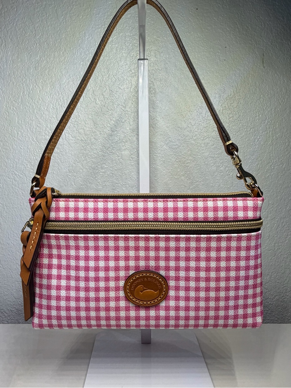 NWOT Dooney & Bourke Pink Gingham Wristlet Clutch Shoulder Bag - Picture 2 of 10